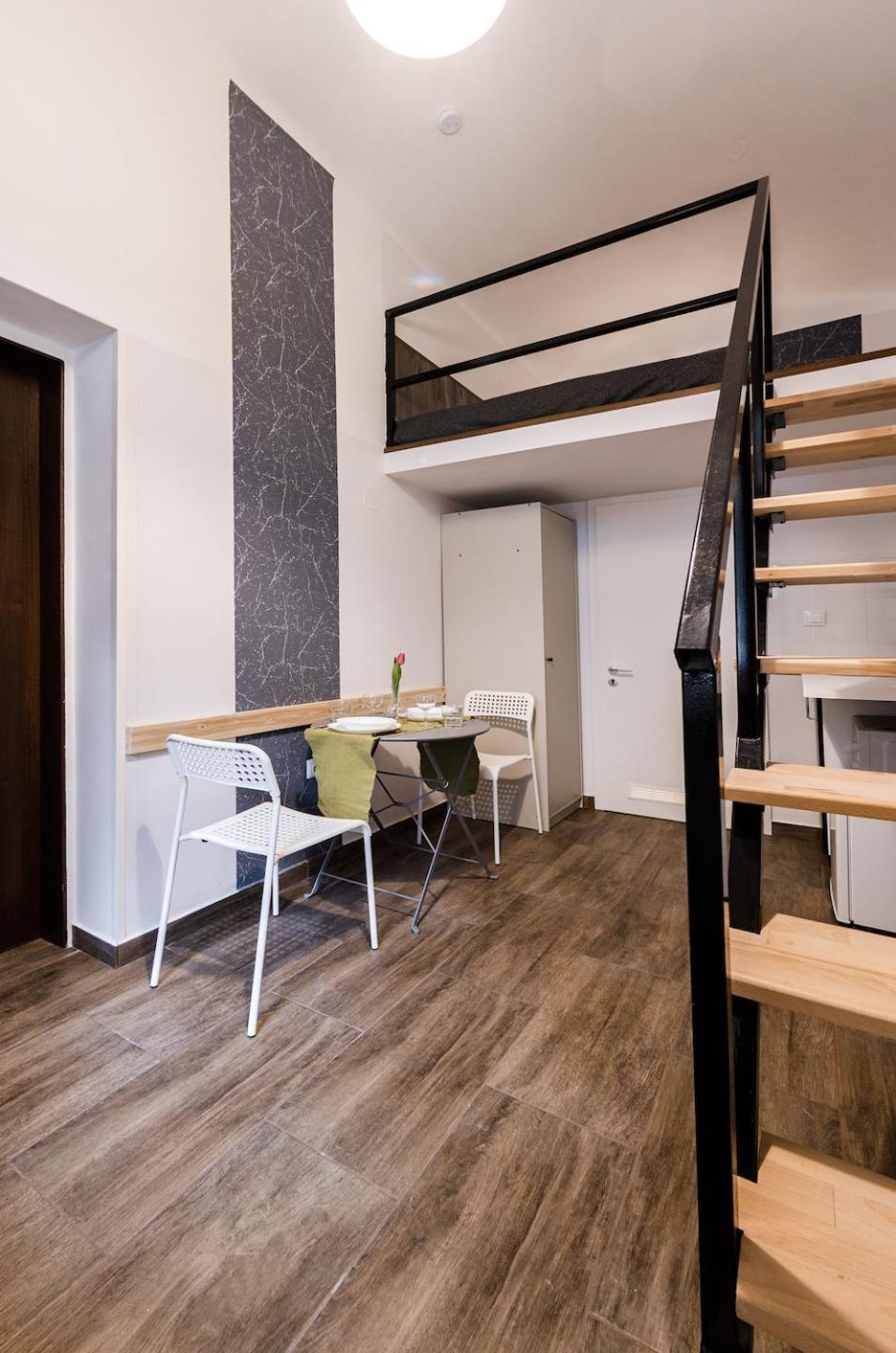 Urban Getaway Lofts *