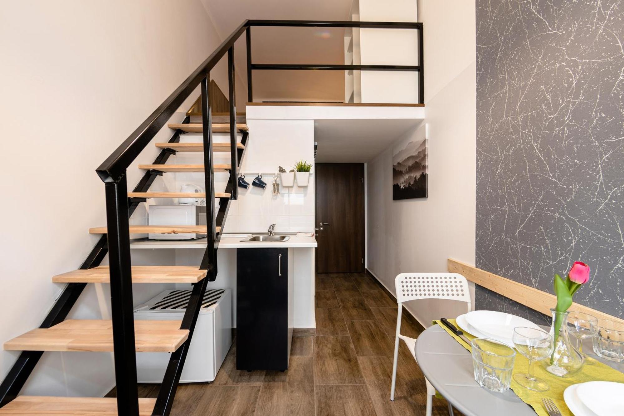 Urban Getaway Lofts Apartament *